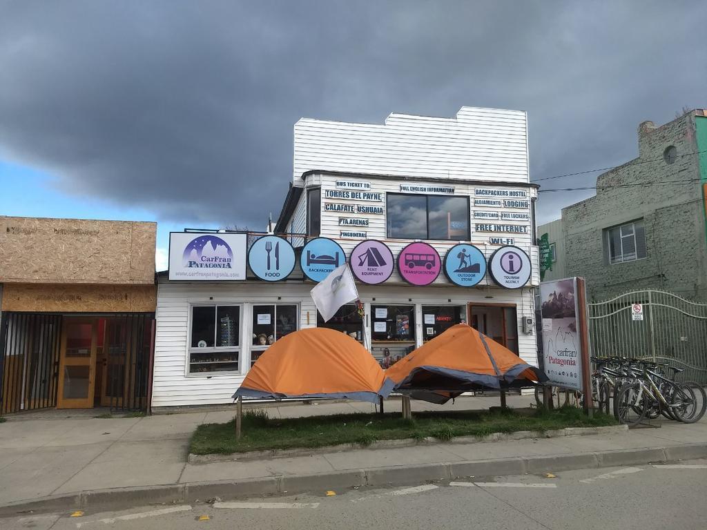 Carfran Patagonia Hostel بويرتو ناتالز المظهر الخارجي الصورة